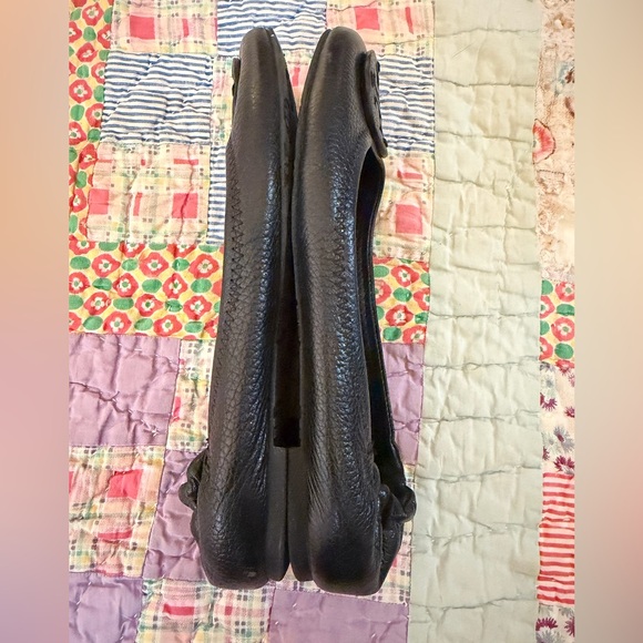 Tory Burch Reva Ballet Flats: Size 7.5 - Picture 4 of 10
